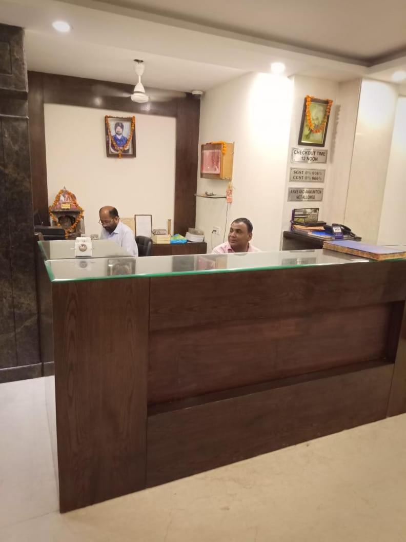 Hotel Avtar @New Delhi Railway Station Extérieur photo